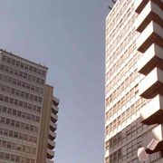 Settore immobiliare in crisi, ma volano surroghe e sostituzioni