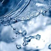 Impegno a difendere l'acqua e il lavoro della terra