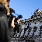 Il giurista Bilotti: surrogata, il figlio non è un prodotto