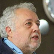 Vaccini e cure anticovid da condividere o espropriare