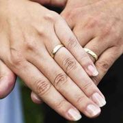 Nozze religiose a casa: Livorno fa da apripista