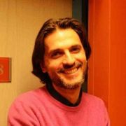 Attenti alle foto sfuocate e parziali della scuola