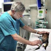 Gino Strada: aboliamo insieme la guerra