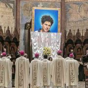 Un anno fa la beatificazione, giovani pellegrini da Carlo Acutis