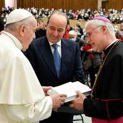 Il Papa: Università Cattolica palestra di cultura, formazione e santità