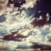 Le nuvole, specchio di sé e strada verso il divino