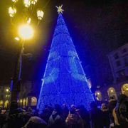 Così il Natale riesce a ricomporre una società ridotta in frammenti