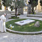 Don Tonino Bello venerabile, diocesi in festa per la lettura del decreto