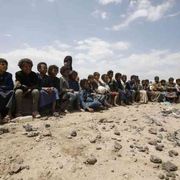 I bambini usati nelle guerre, il Papa: «Grido che sale a Dio»