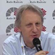 L'unicità di ogni esistenza. E non lavatrici guaste