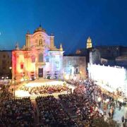 «Avvenire» d’estate, stagione di Feste