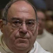 Addio a don Carmine, storico parroco di Capri