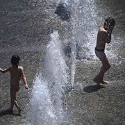 «Non è con l'imposizione di divieti che si forma la personalità dei bimbi»