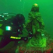 Nel mare di Ercolano i subacquei onorano la loro Patrona