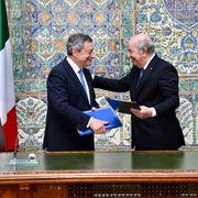 Gas dall'Algeria, ma per il futuro bisogna investire nelle rinnovabili