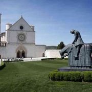 Il Cortile di Francesco tra eternità e le grandi sfide del tempo presente