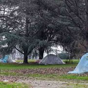 Marco, Hamza e gli accampati. «A Milano la casa è una tenda»