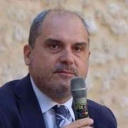 Compiere la democrazia custodendo reti fraterne