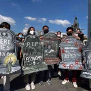 Intellettuali, unitevi: è il tempo di salvare l'uomo