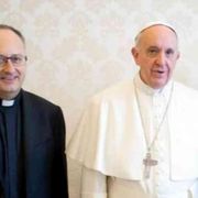 Spadaro: «Diplomazia dell’umiltà, la rivoluzione di Francesco»