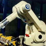 La macchina può sostituire l'uomo ma non esiste un'etica artificiale