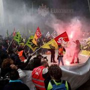 Forse è l'ora di interrompere la moltiplicazione dei diritti