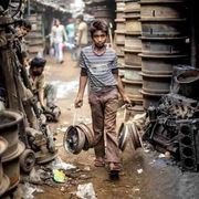 «Invisibili» e sfruttati: la globalizzazione della tratta