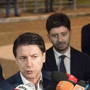 Covid e zona rossa, prosciolti Conte e Speranza