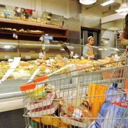 Arriva una Card per le famiglie contro il caro-spesa