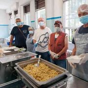 Reggio Emilia, nelle “Mense diffuse” un pasto e molto altro