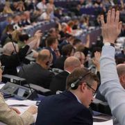 Strasburgo deraglia: evitare un aborto è «violenza sulle donne»