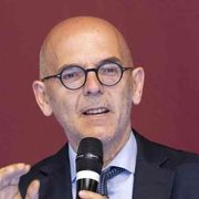 Oltre gli algoritmi: i social media luogo della responsabilità personale