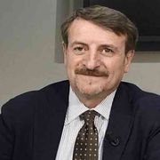 Giacomo Poretti e il prof che applica la quantistica a Dio