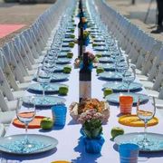 Shabbat, una tavola apparecchiata per gli oltre duecento ostaggi di Hamas
