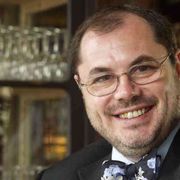 Per il pranzo di Natale una tavola sobria