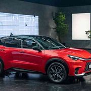 Piccola è meglio: ecco LBX, la svolta di Lexus