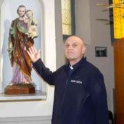 Da paziente a cappellano ospedaliero: «Quanti frammenti di luce nel dolore»