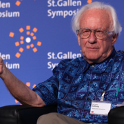 Addio a Johnn Galtung, uno dei più grandi ricercatori per la pace del '900