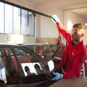 "Riparare è meglio che sostituire, anche per i cristalli auto"