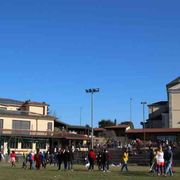 Per la cena di fine ramadan c'è posto solo in oratorio. E la Lega attacca