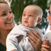 "Non ce la faccio più. Chiedo aiuto a una mamma alla pari"