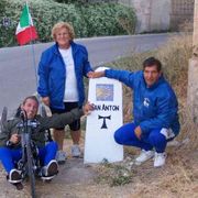 «In hand-bike sul Cammino di Santiago ho cambiato la vita della mia famiglia»
