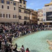 L'iperturismo rischia di mettere la Terra in ginocchio