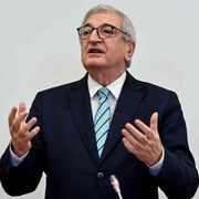 Fdi contro il Consiglio di Stato: i balneari sono un caso istituzionale