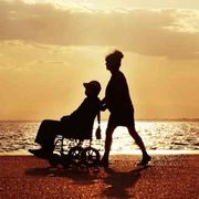 Dalla Spagna a San Pietro in sedia a rotelle, l'impresa di CaMinus Roma