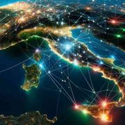 Gli italiani cercano (ancora) le notizie. E il web sta per superare la TV