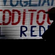 Il reddito di cittadinanza a un povero su tre. Le modifiche dimezzano la platea