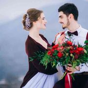 Sontuoso, ecologico ma finto. Ecco come si svolge un matrimonio laico