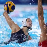 Sconfitta, lacrime e allarmi: per il Setterosa addio medaglie