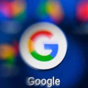 Google ora mostra solo i siti a formato di smartphone. Non adeguiamoci